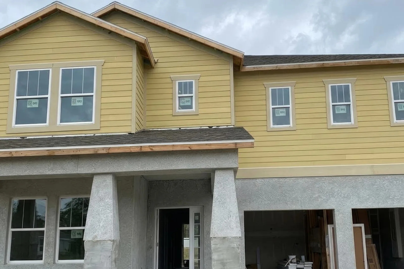 Bare frame — Multi-family building, Davenport