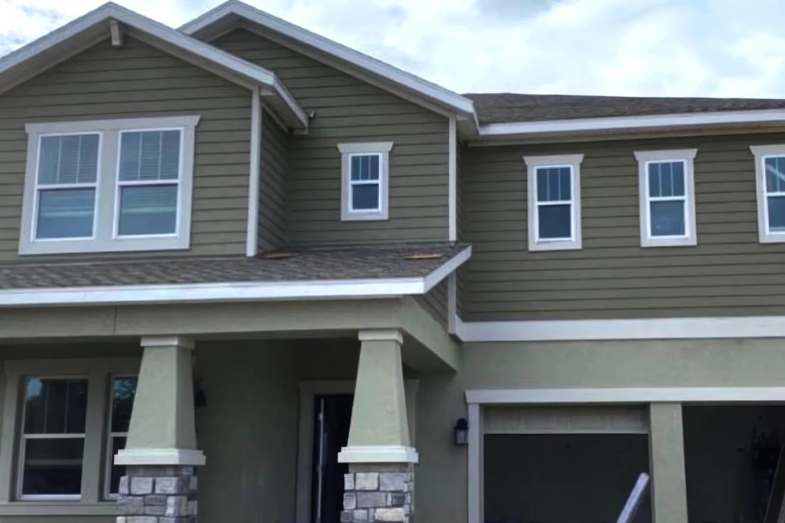 Finished — Multi-family building, Davenport